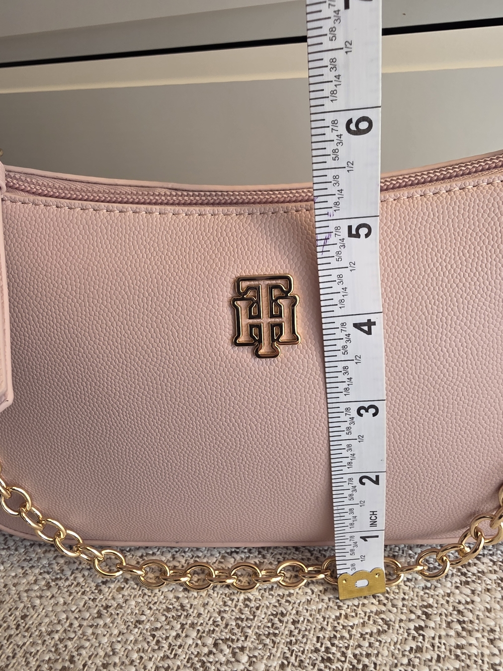 Tommy Hilfiger Pink Chain Shoulder Bag - Picture 5 of 9
